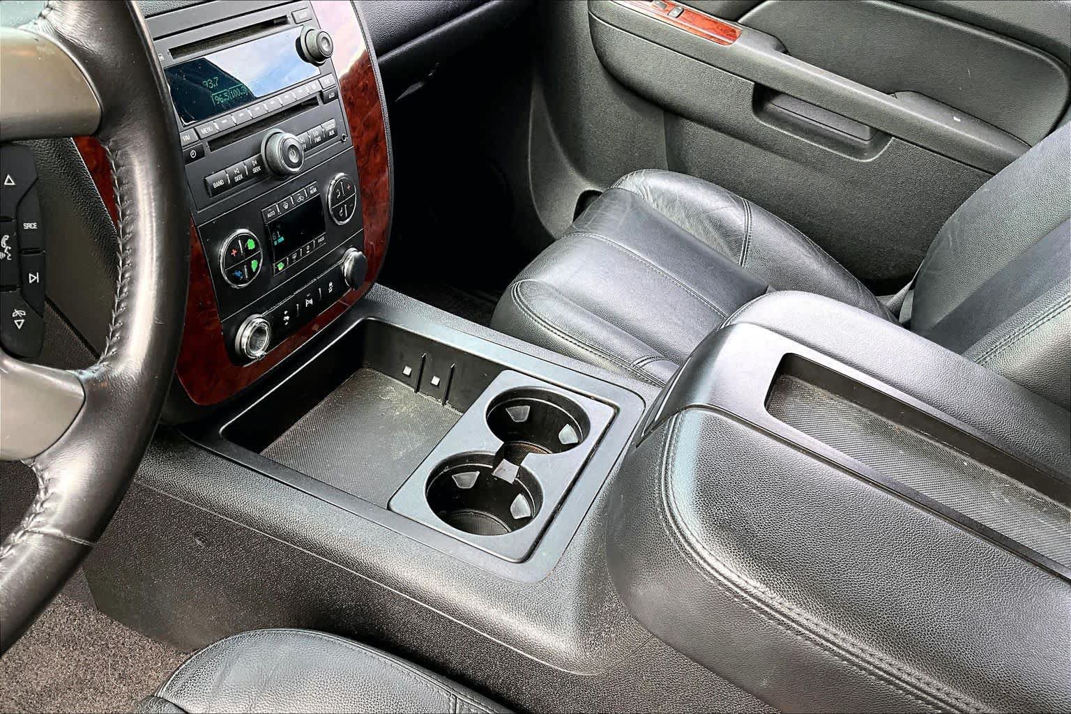 Used 2013 Chevrolet Tahoe LT w/ Texas Edition RWD image 15