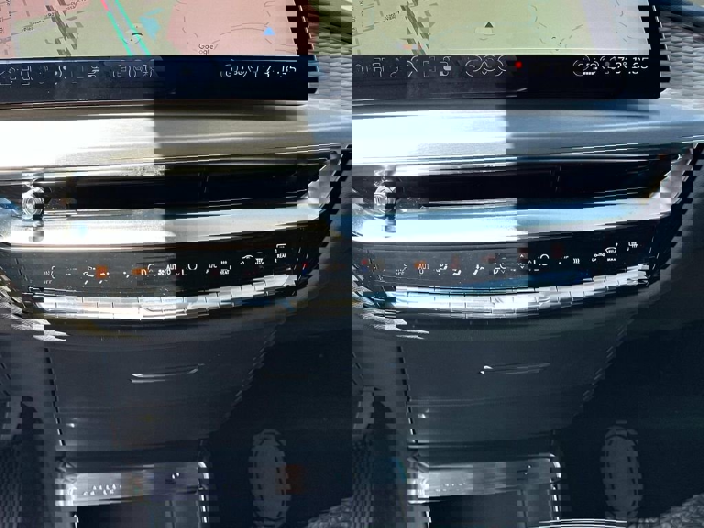 New 2025 Cadillac Lyriq Luxury image 13