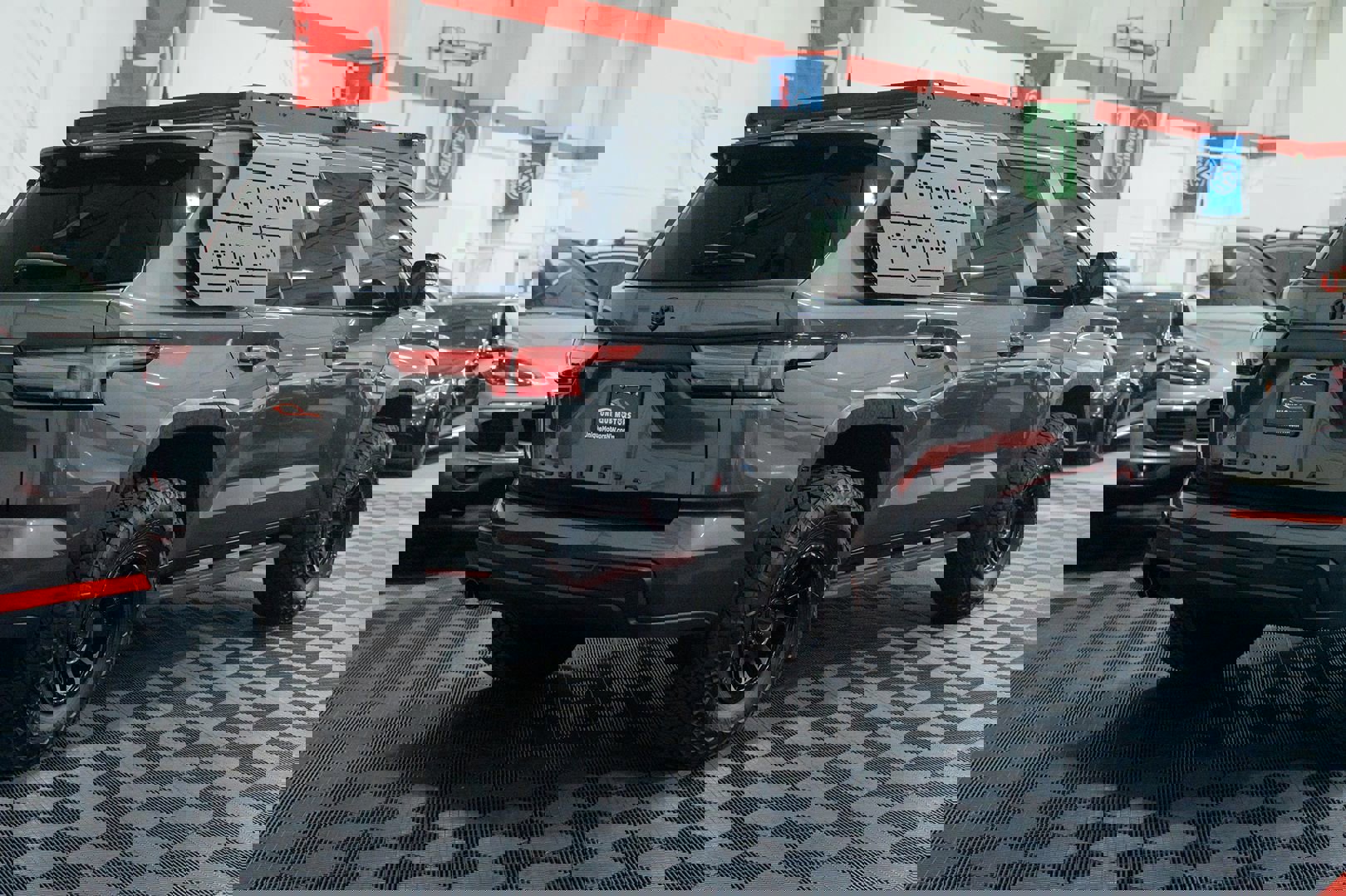 Used 2024 Toyota Sequoia TRD Pro AWD/4WD image 8