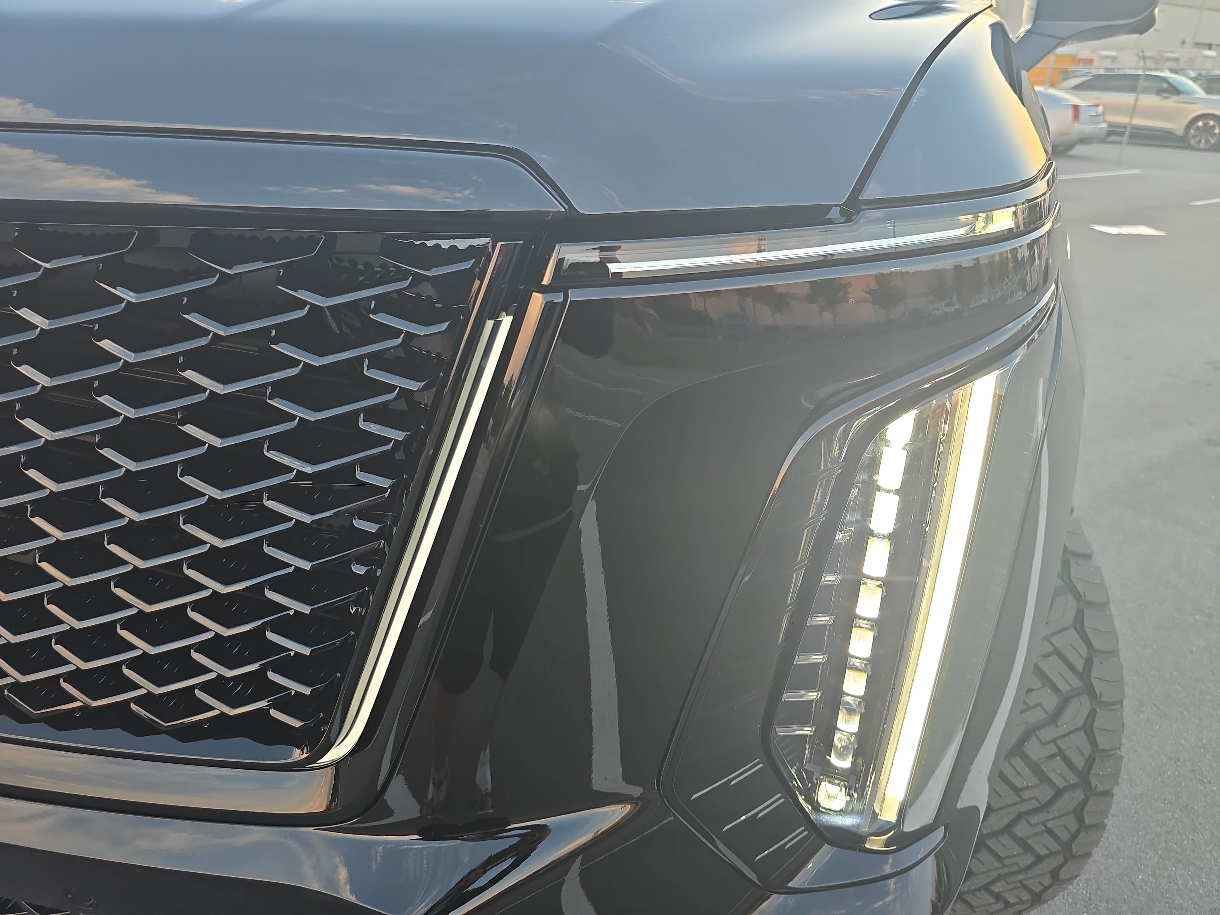 Certified 2026 Cadillac Escalade V AWD/4WD image 33