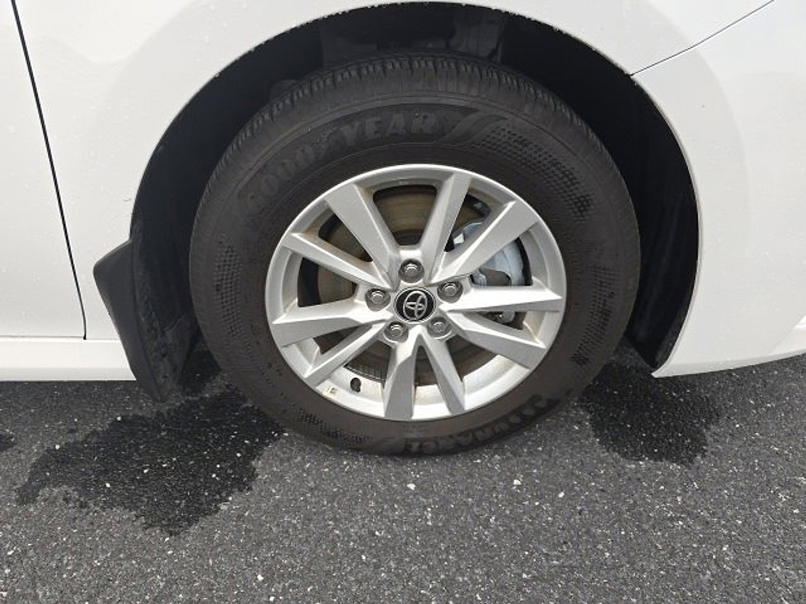 Used 2025 Toyota Camry XSE image 21