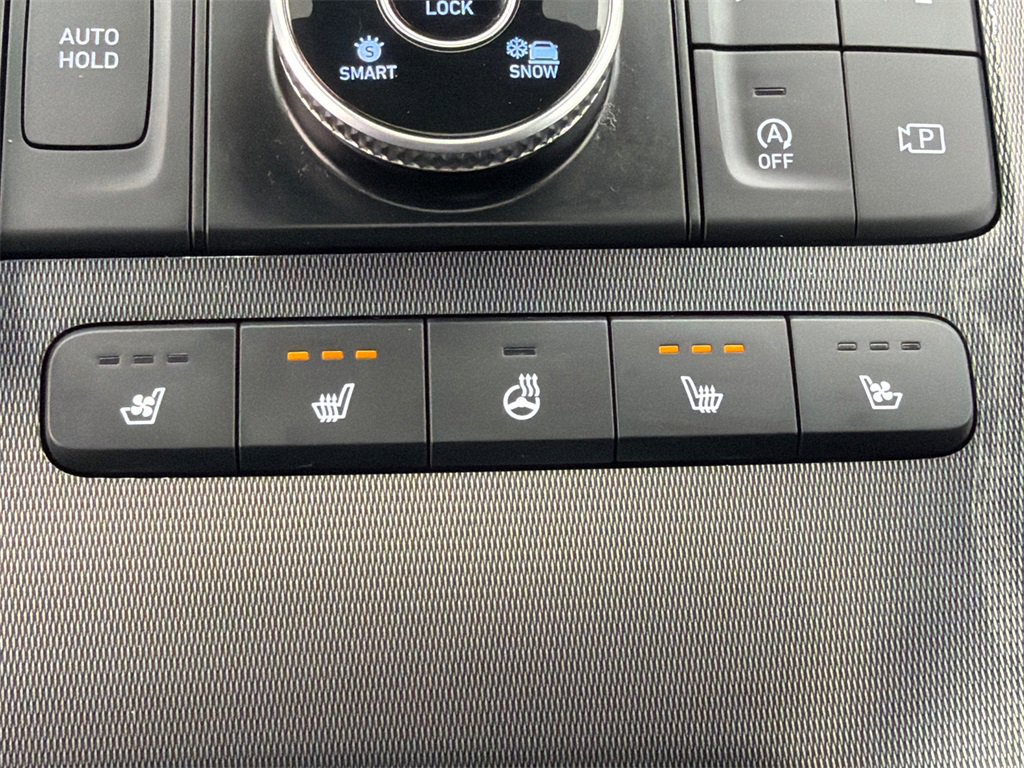 Used 2024 Hyundai Palisade Calligraphy image 31