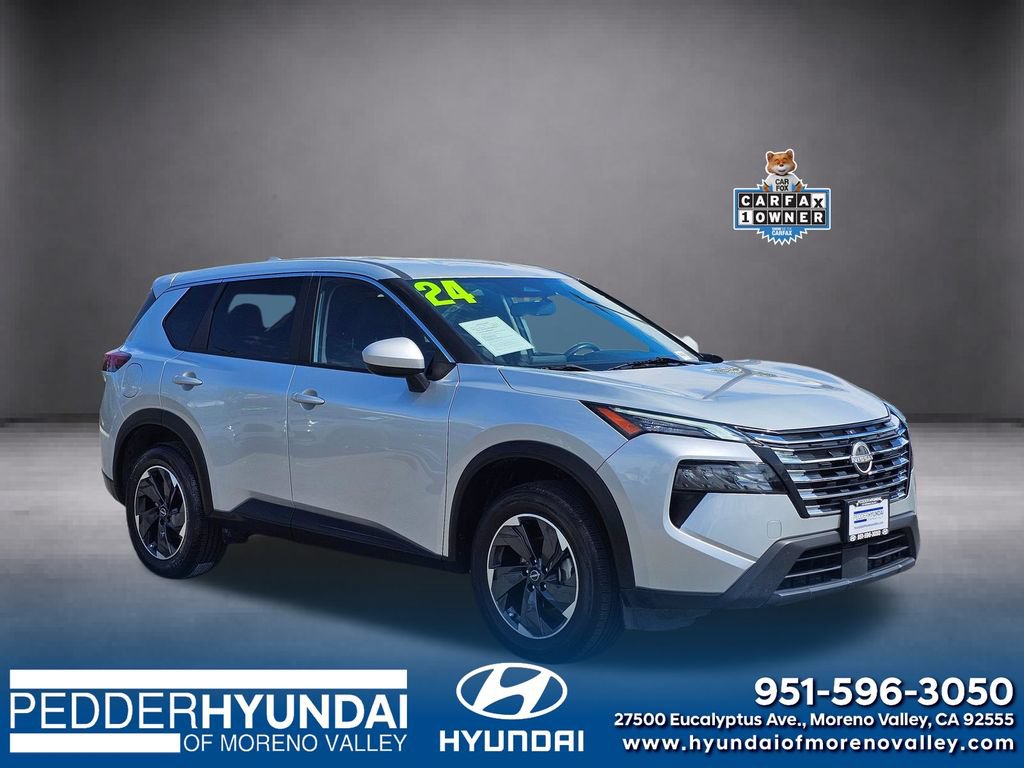 Used 2024 Nissan Rogue SV FWD image 1