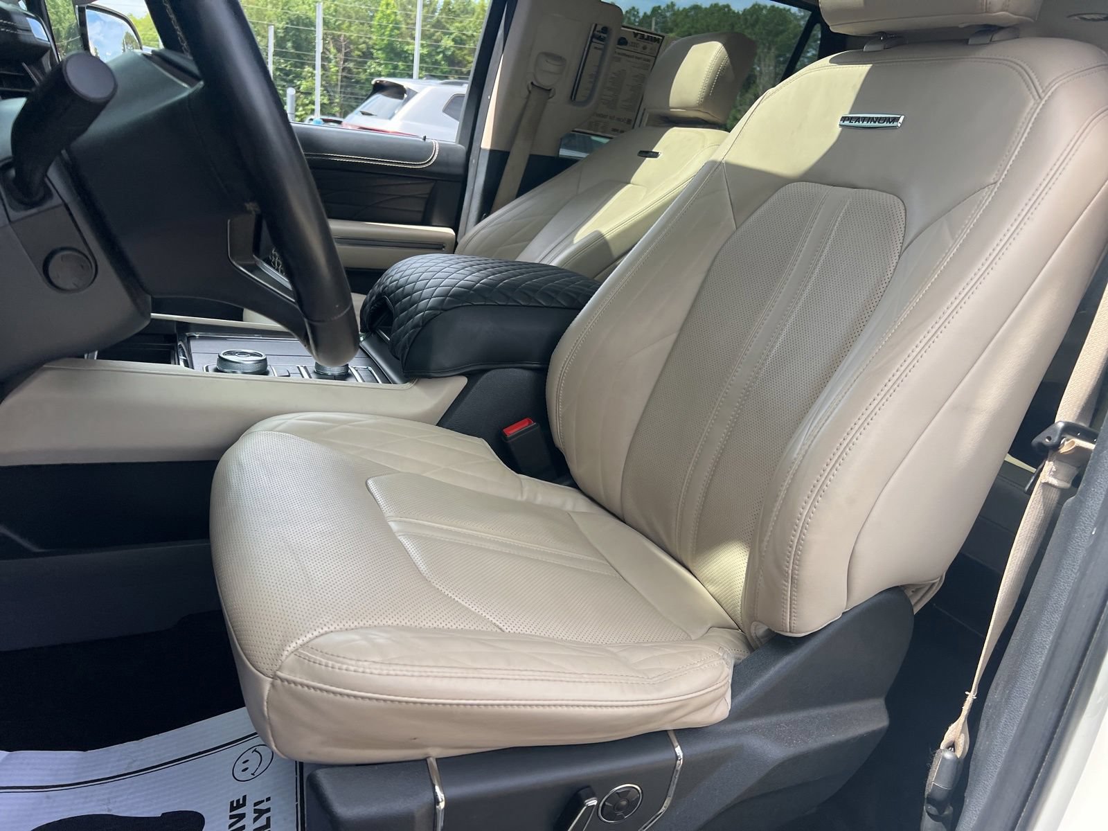 Used 2022 Ford Expedition Max Platinum AWD/4WD image 38