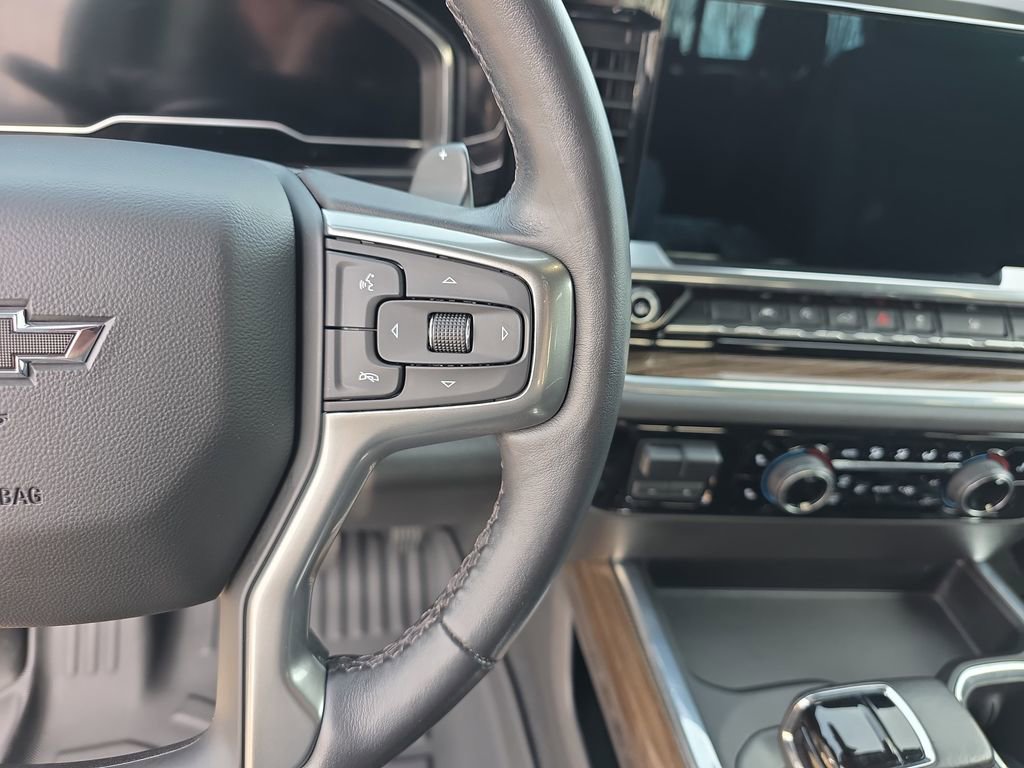 Certified 2022 Chevrolet Silverado 1500 RST w/ Convenience Package II AWD/4WD image 18