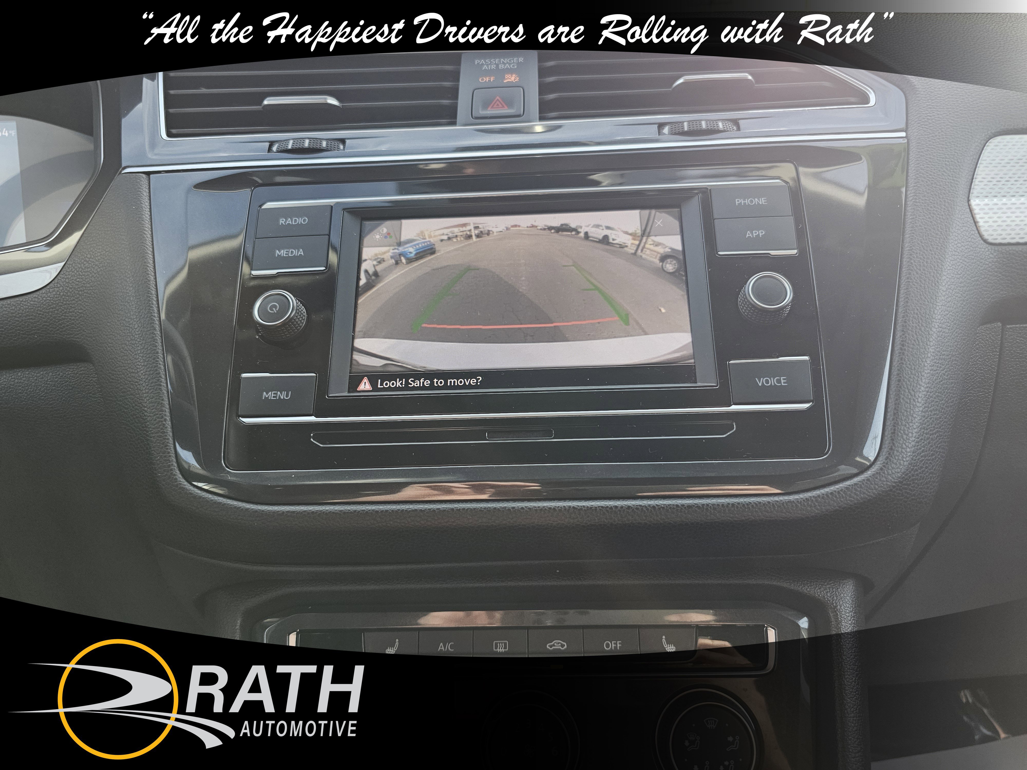 Used 2024 Volkswagen Tiguan S image 15