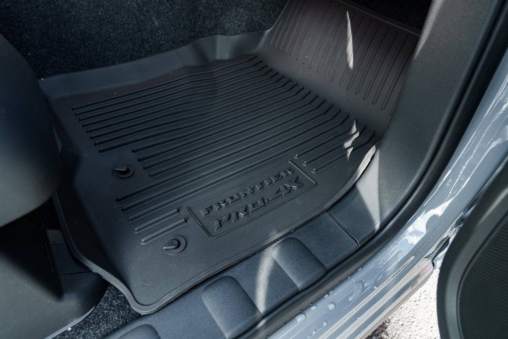 New 2026 Nissan Frontier PRO-4X w/ Pro-4x Convenience Package image 32