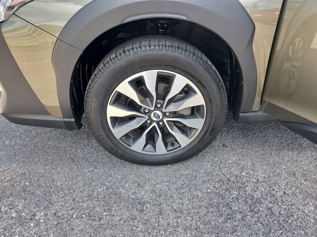 Certified 2025 Subaru Outback Touring XT AWD/4WD image 24