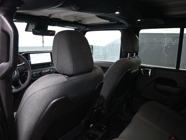 Used 2024 Jeep Gladiator Rubicon w/ Technology Group image 33
