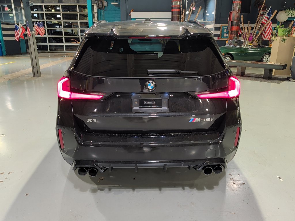 Certified 2025 BMW X1 M35i AWD/4WD image 9