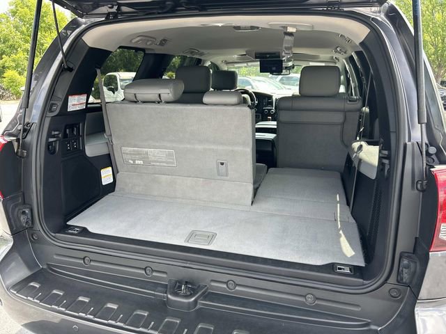 Used 2020 Toyota Sequoia Platinum AWD/4WD image 12