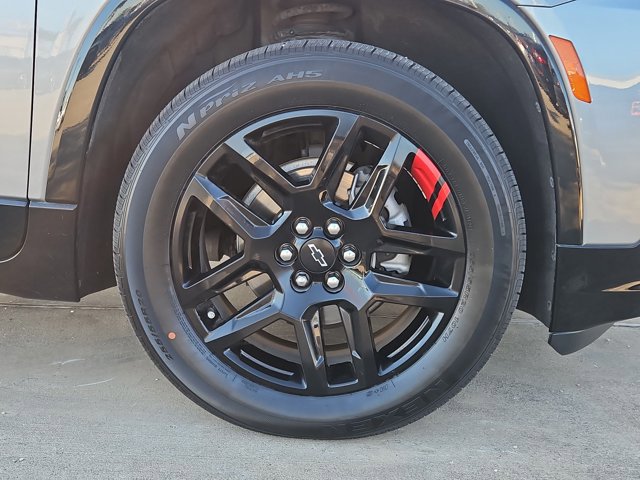 Used 2023 Chevrolet Traverse Premier w/ Redline Edition image 25