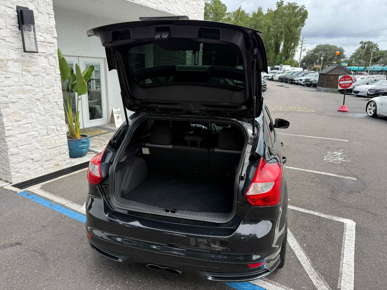 Used 2014 Ford Focus ST FWD image 19