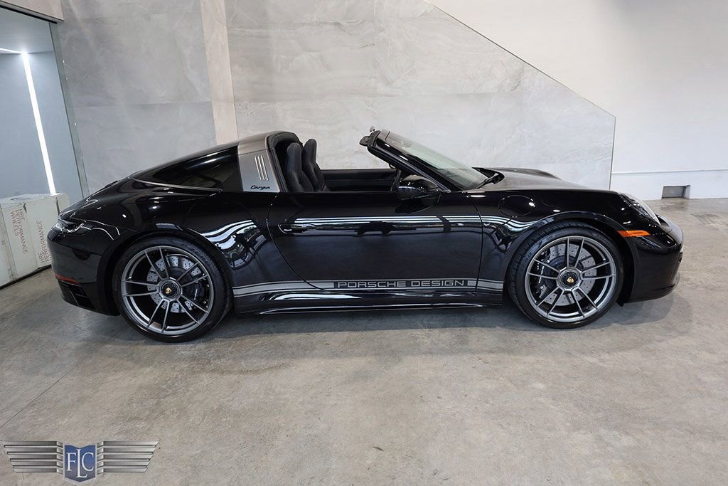 Used 2022 Porsche 911 50th Anniversary Edition image 2