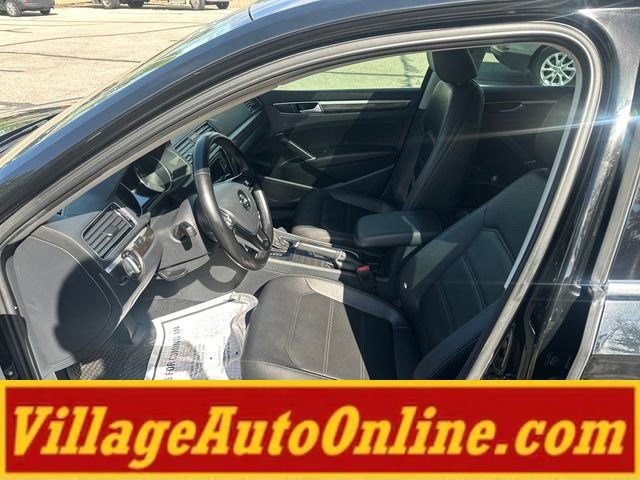 Used 2016 Volkswagen Passat 1.8T SE FWD image 14