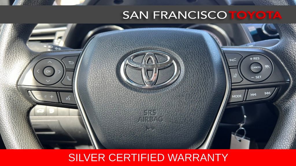 Certified 2018 Toyota Camry LE image 30