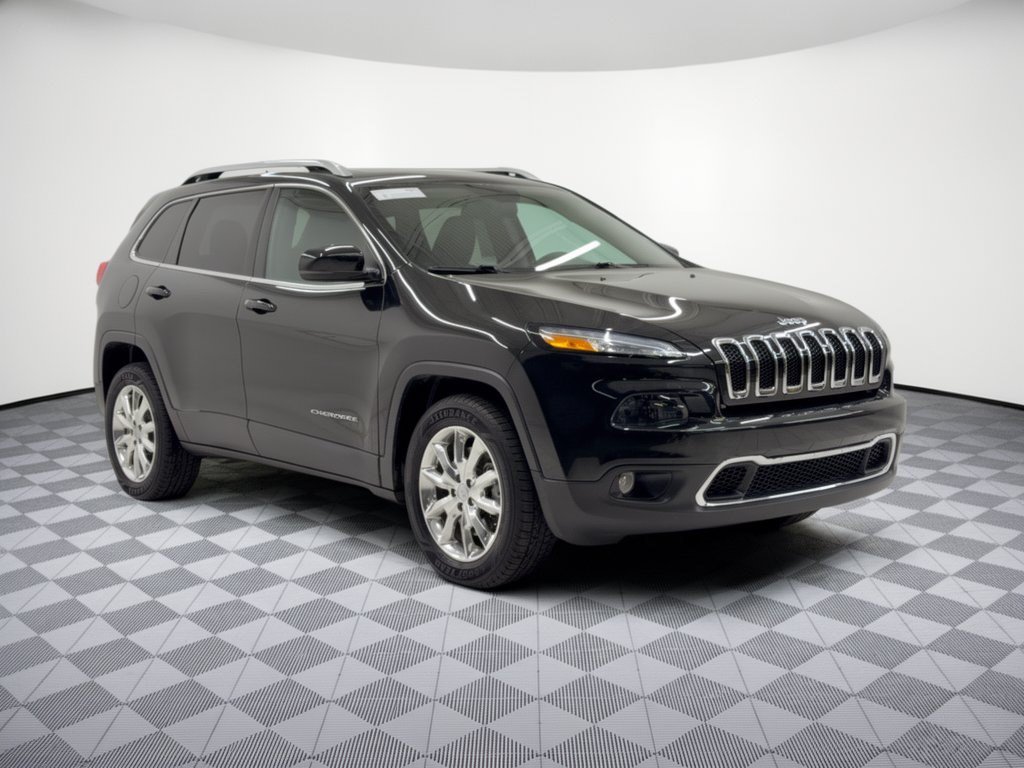Used 2015 Jeep Cherokee Limited w/ Trailer Tow Group AWD/4WD image 7