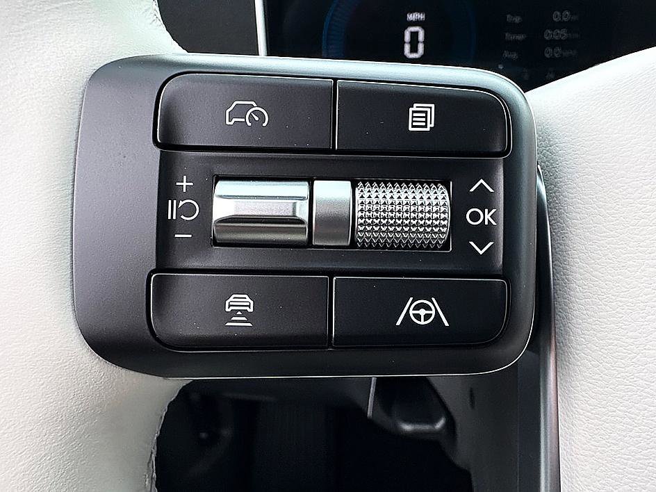 New 2026 Hyundai Santa Fe SEL image 13