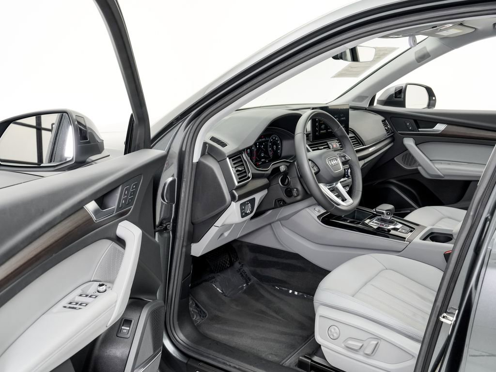 Used 2023 Audi Q5 2.0T Premium Plus image 7