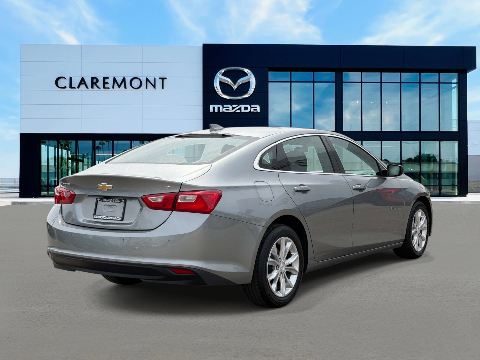 Used 2024 Chevrolet Malibu LT image 5