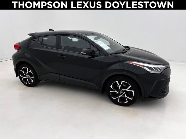 Used 2020 Toyota C-HR XLE FWD image 1