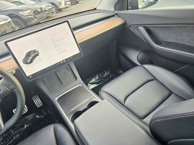 Used 2022 Tesla Model Y Performance image 31