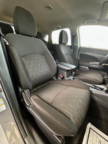 Used 2020 Mitsubishi Outlander Sport ES image 9