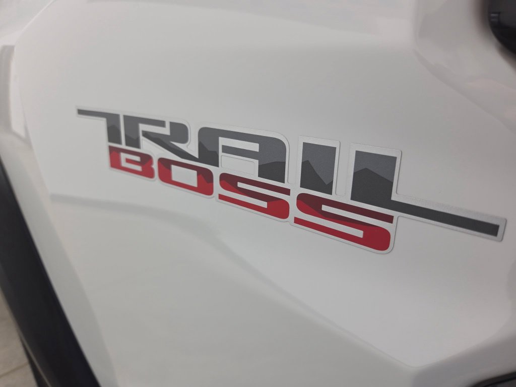 Used 2024 Chevrolet Colorado Trail Boss w/ Advanced Trailering Package AWD/4WD image 16