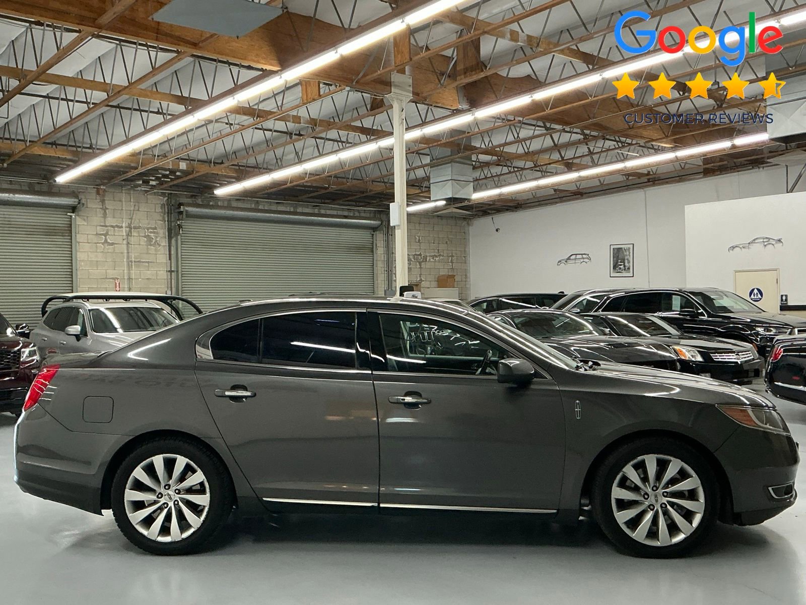 Used 2016 Lincoln MKS FWD image 4