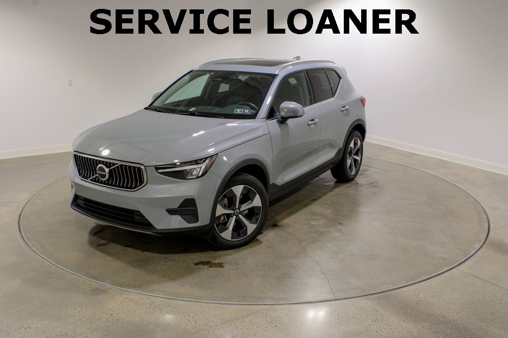 Used 2025 Volvo XC40 B5 Core w/ Protection Package Premier