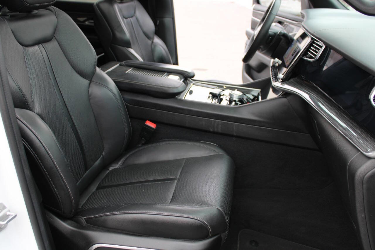 Used 2022 Jeep Wagoneer Series III w/ Premium Group I image 54