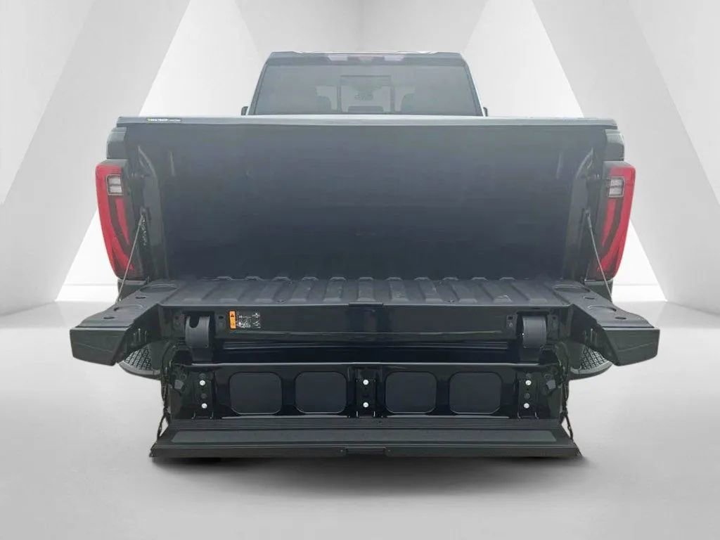 New 2026 GMC Sierra 2500 Denali w/ Technology Package AWD/4WD image 31
