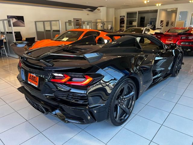 Used 2023 Chevrolet Corvette Z06 RWD image 15