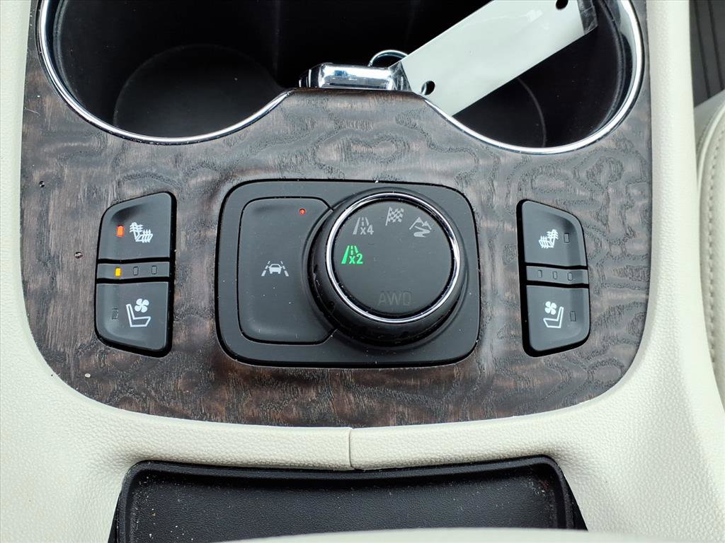 Used 2023 GMC Acadia Denali w/ Denali Technology Package image 13