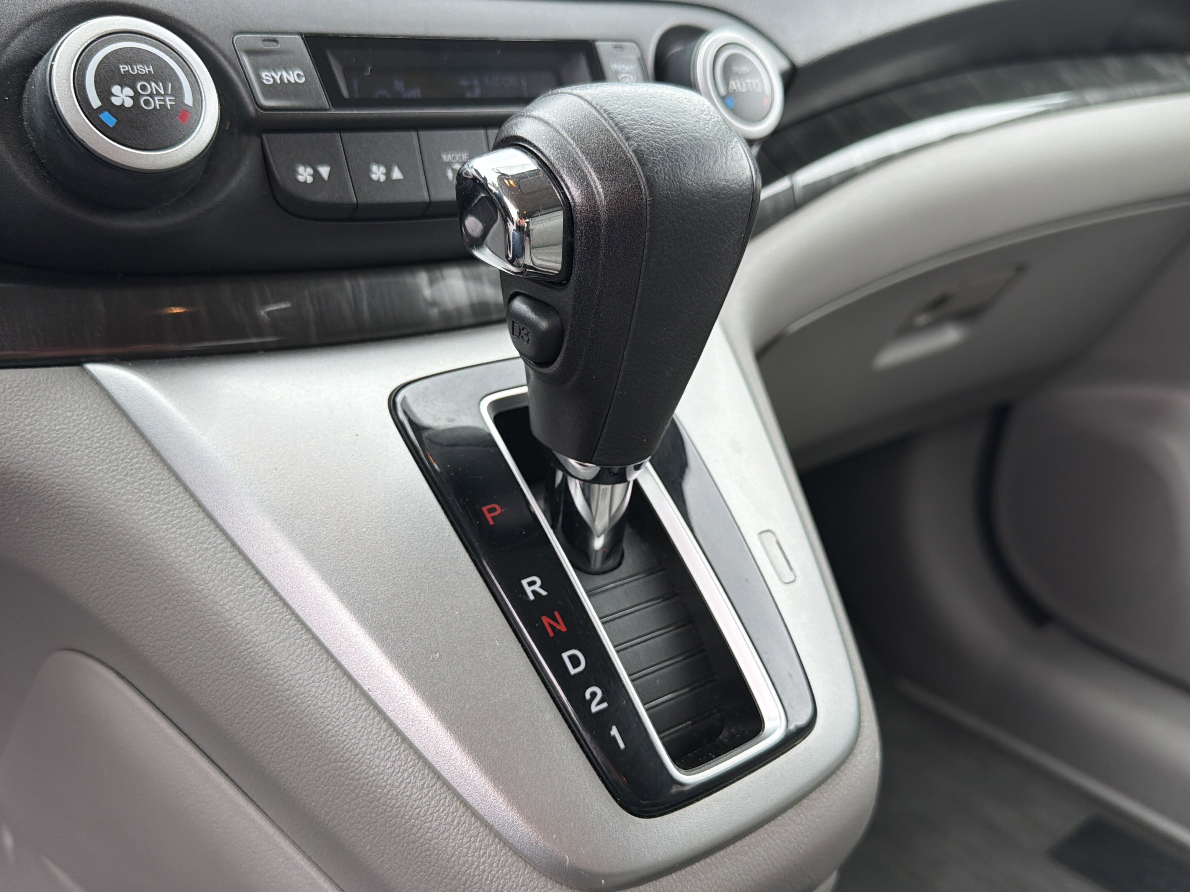 Used 2012 Honda CR-V EX-L image 30