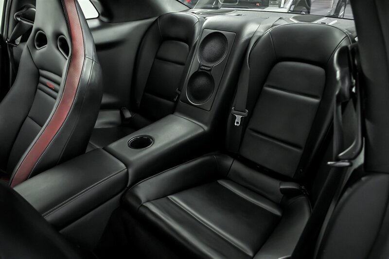 Used 2016 Nissan GT-R Black Edition AWD/4WD image 19