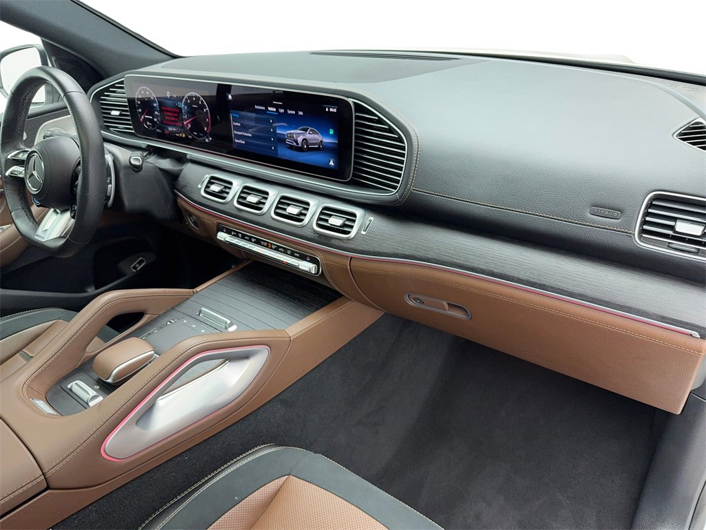 Used 2024 Mercedes-Benz GLE 53 AMG GLE 53 AMG NAV,CAM,PANO,CLMT S w/ Driver Assistance Package image 54