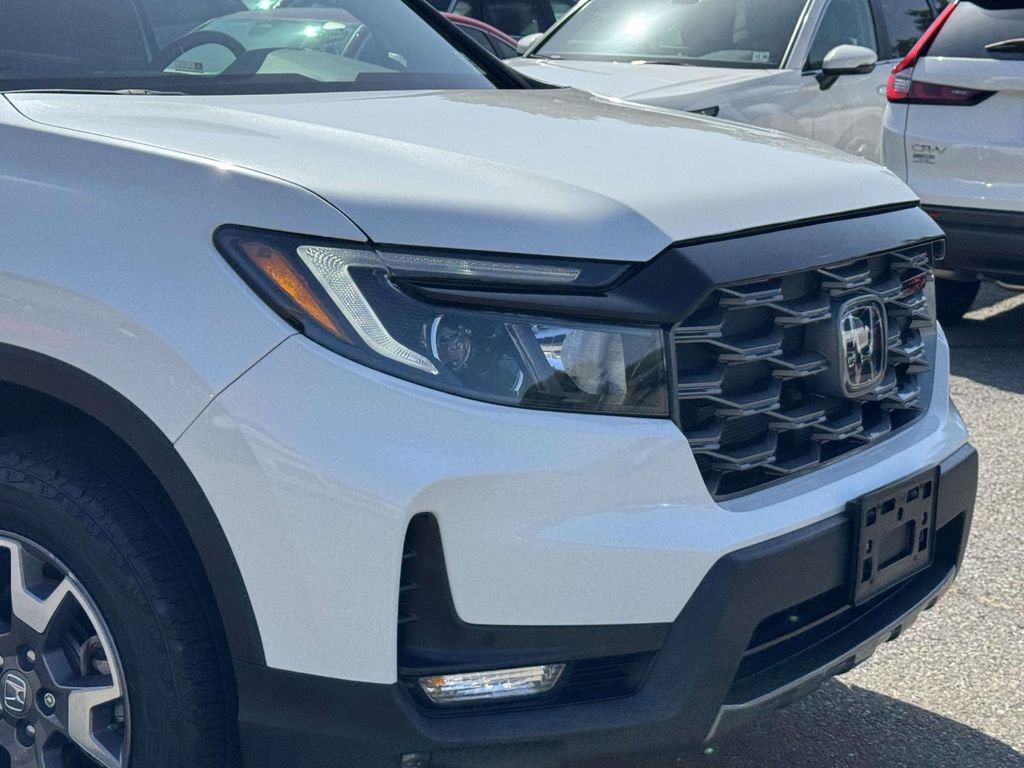 Certified 2022 Honda Passport TrailSport image 7