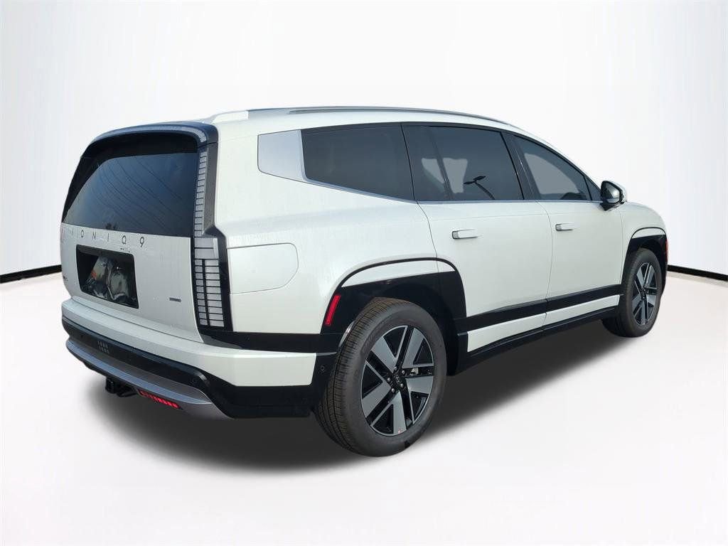 New 2026 Hyundai Ioniq 9 SEL image 5