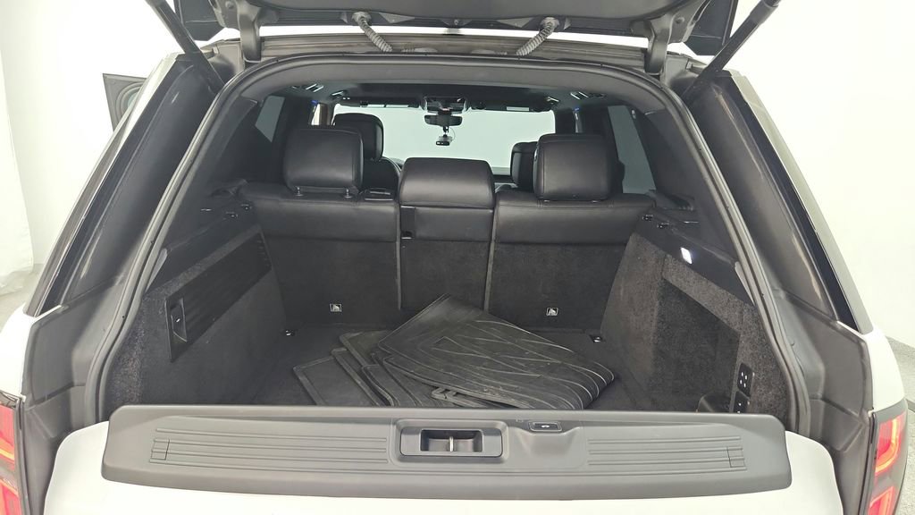 Used 2019 Land Rover Range Rover Supercharged AWD/4WD image 39