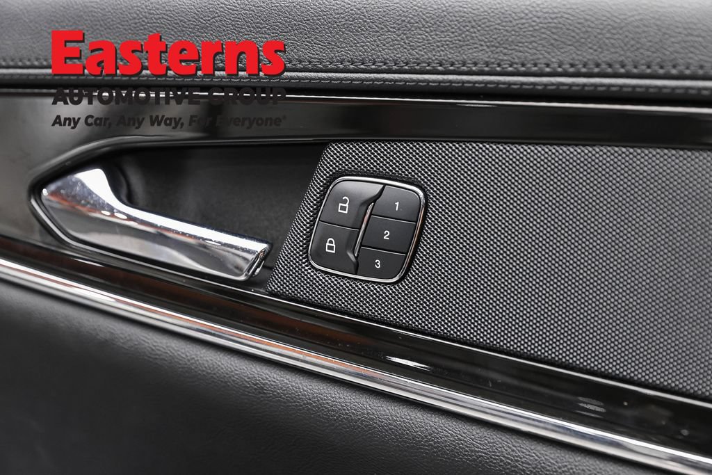 Used 2022 Lincoln Nautilus FWD image 23