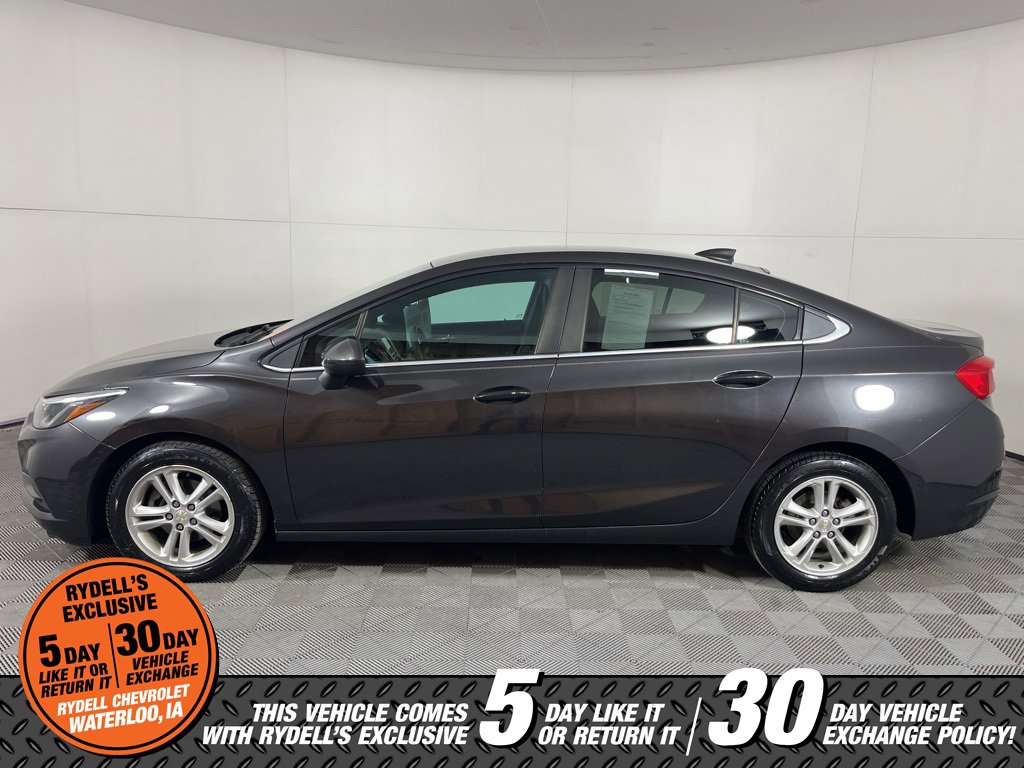 Certified 2016 Chevrolet Cruze LT w/ Convenience Package image 9