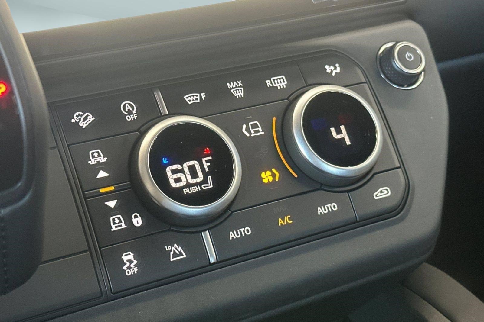 New 2026 Land Rover Defender 110 Trophy Edition AWD/4WD image 16