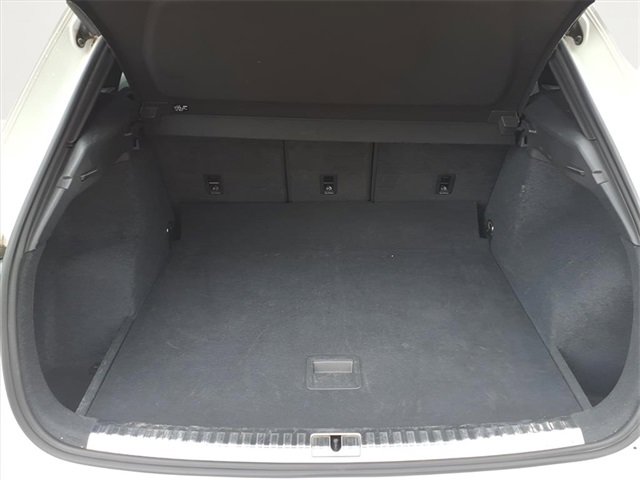 Used 2023 Audi Q3 2.0T Premium image 25