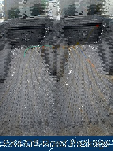 Used 2018 Ford F150 Lariat w/ Equipment Group 502A Luxury AWD/4WD image 11