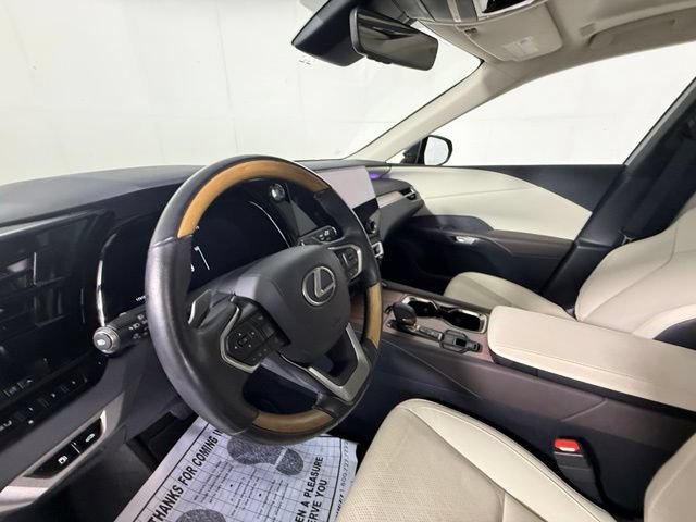Used 2025 Lexus RX 350 Premium Plus w/ Accessory Package (Z1) FWD image 9