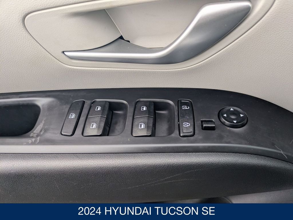 Certified 2024 Hyundai Tucson SE image 14