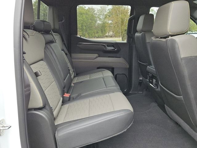 Used 2023 Chevrolet Silverado 1500 ZR2 image 14