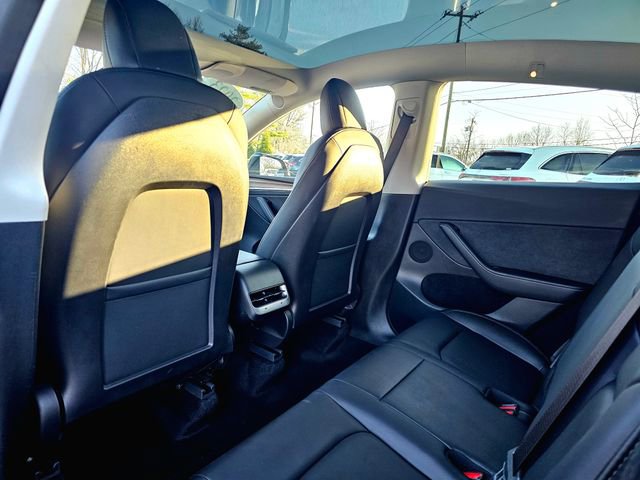 Used 2023 Tesla Model Y Performance image 23