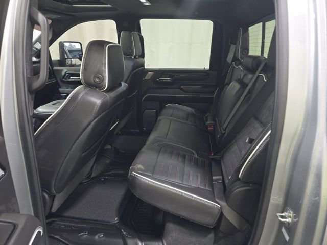 Used 2025 GMC Sierra 2500 AT4X image 12